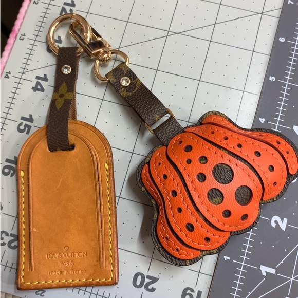 Authentic Louis Vuitton Vachetta Luggage Tag & puffy Pumpkin 2-in-1 Charm